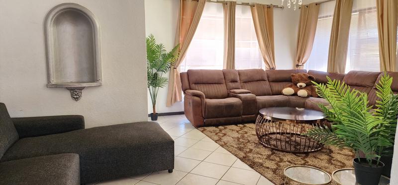 3 Bedroom Property for Sale in Glenhaven Western Cape